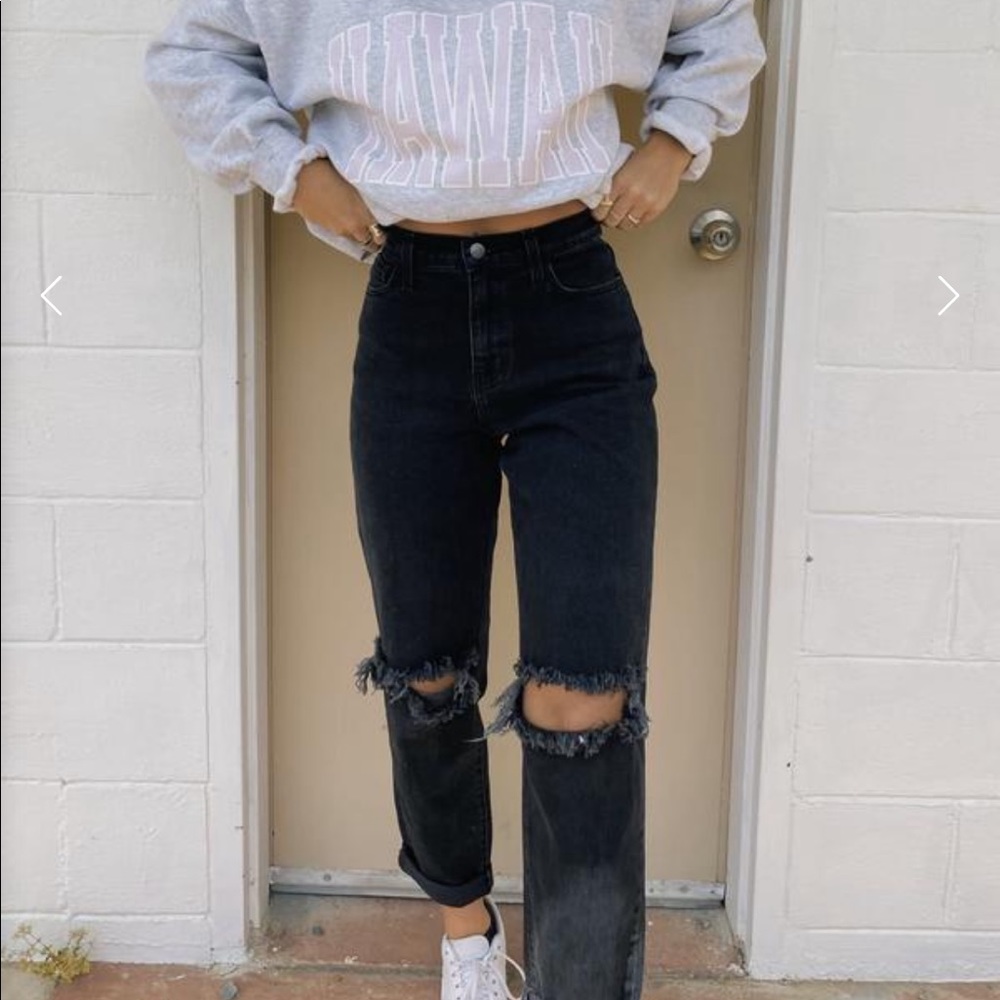 Black boyfriend jeans